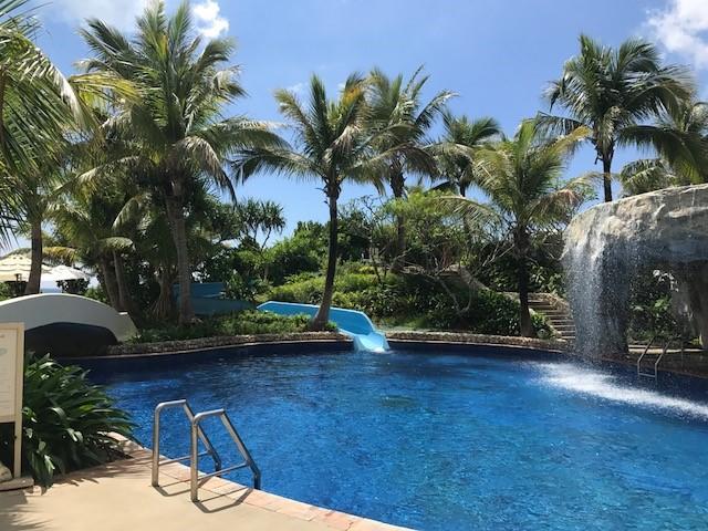 busenapool.jpg