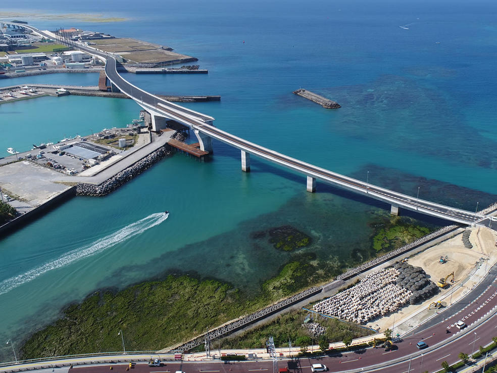 沖縄西海岸道路